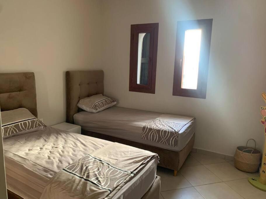 Superbe Appartement Neuf En Residence Avec Piscine Cabo Negro Extérieur photo